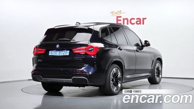 BMW iX3 2024 — photo 2