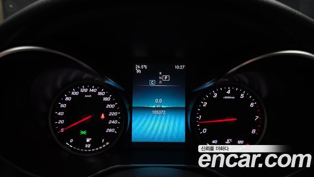 Mercedes-Benz C-Class 2020 — photo 11
