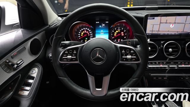 Mercedes-Benz C-Class 2020 — photo 19