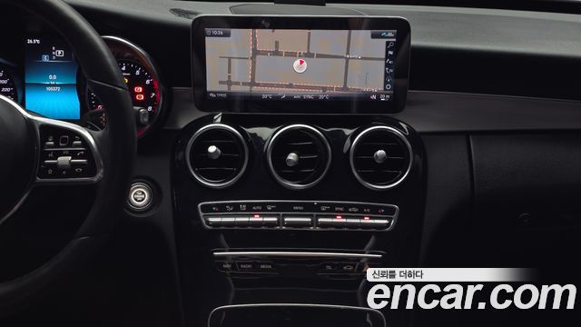 Mercedes-Benz C-Class 2020 — photo 20