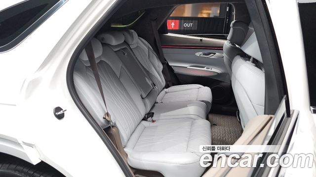 Genesis GV70 2025 — photo 17