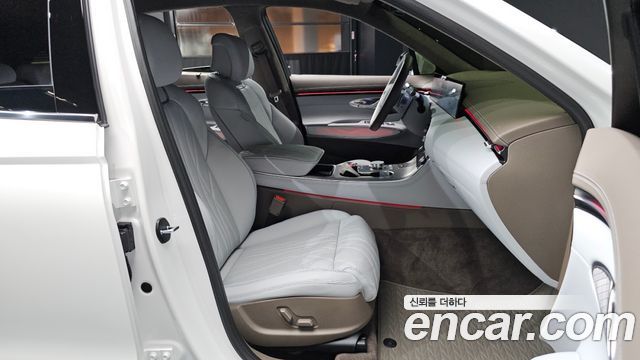 Genesis GV70 2025 — photo 18