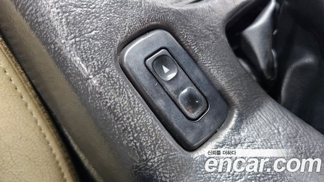Kia Elan 1997 — photo 23
