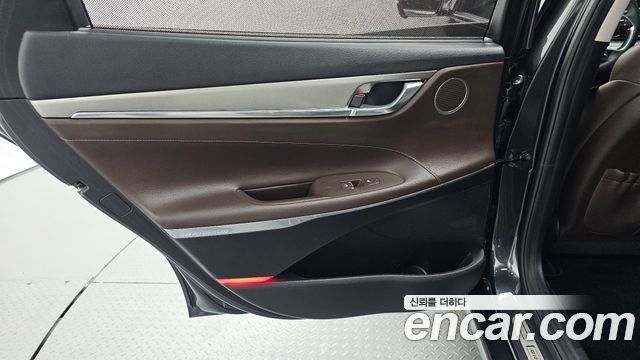 Hyundai Grandeur 2023 — photo 15