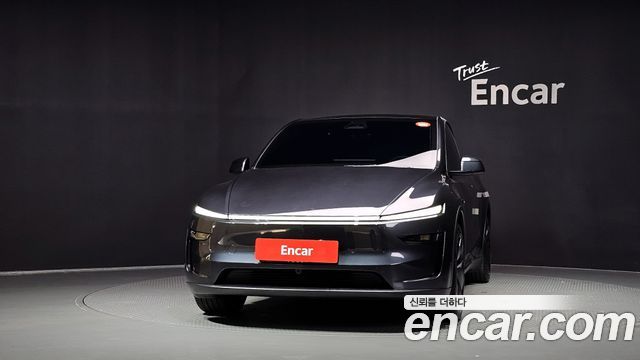Tesla Model Y 2026 — photo 3
