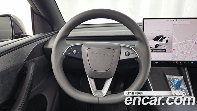 Tesla Model Y 2026 — photo 20