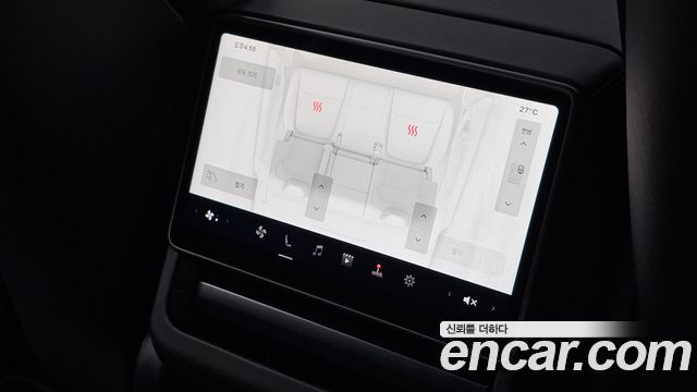 Tesla Model Y 2026 — photo 35