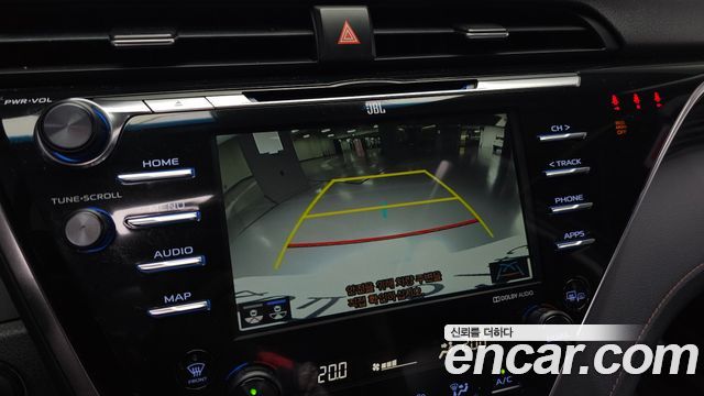 Toyota Camry 2018 — photo 21