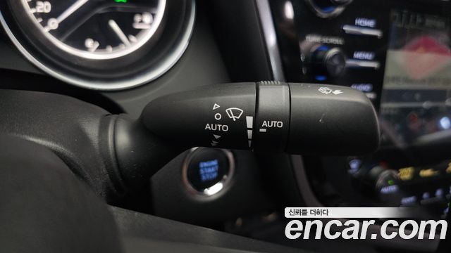 Toyota Camry 2018 — photo 25