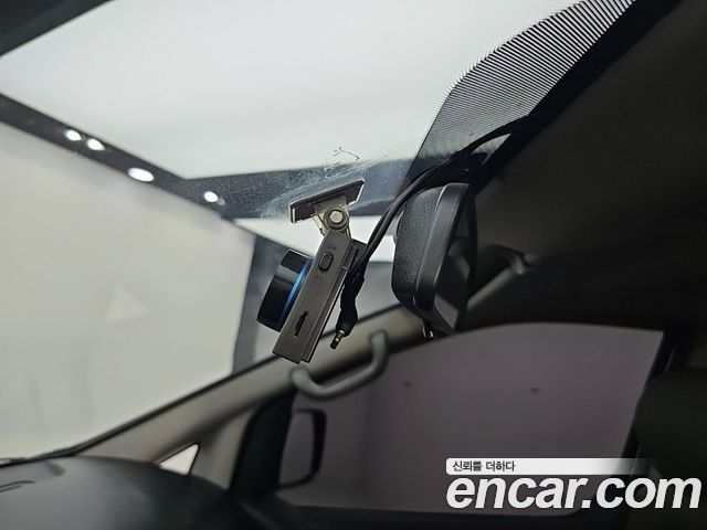 Hyundai Starex 2017 — photo 14