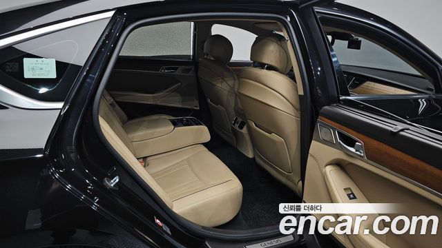 Genesis G80 2019 — photo 18