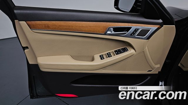 Genesis G80 2019 — photo 14