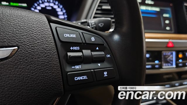 Genesis G80 2019 — photo 30