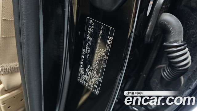 Genesis G80 2019 — photo 36