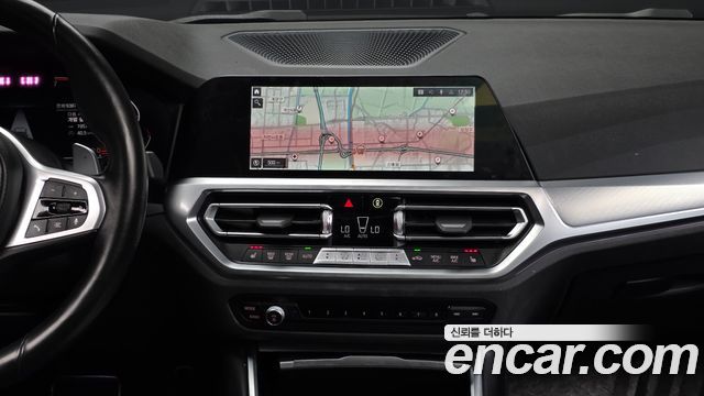 BMW 3-Series 2022 — photo 14