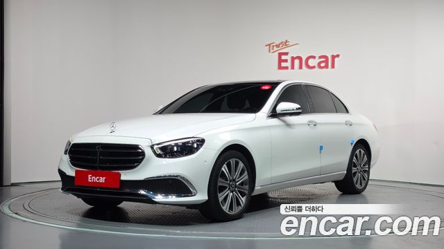 Mercedes-Benz E-Class 2021 — photo 1