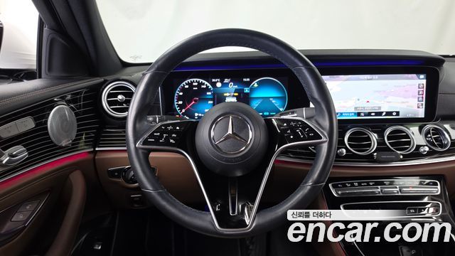 Mercedes-Benz E-Class 2021 — photo 19