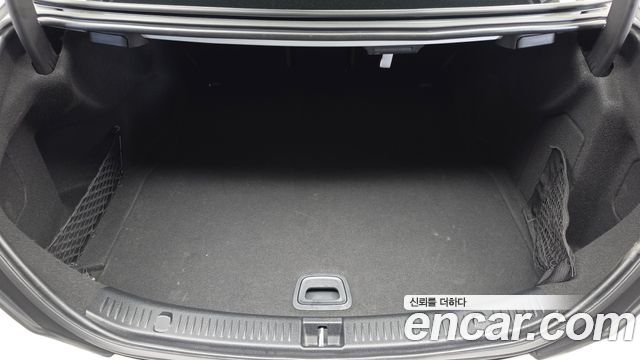 Mercedes-Benz E-Class 2021 — photo 26