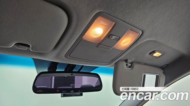 Kia K3 2015 — photo 18