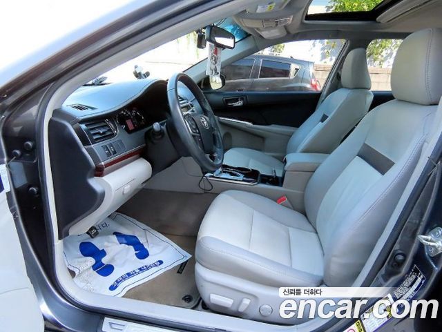 Toyota Camry 2013 — photo 5