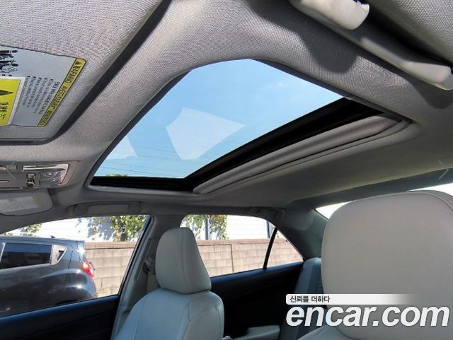 Toyota Camry 2013 — photo 18