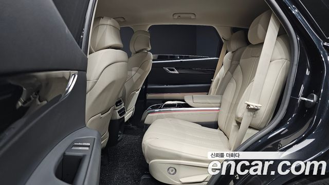 Genesis GV80 2022 — photo 17
