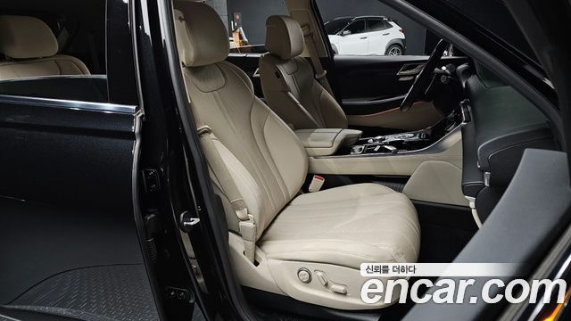 Genesis GV80 2022 — photo 16