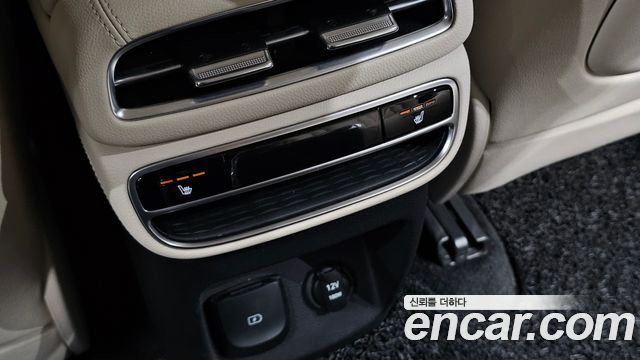 Genesis GV80 2022 — photo 30