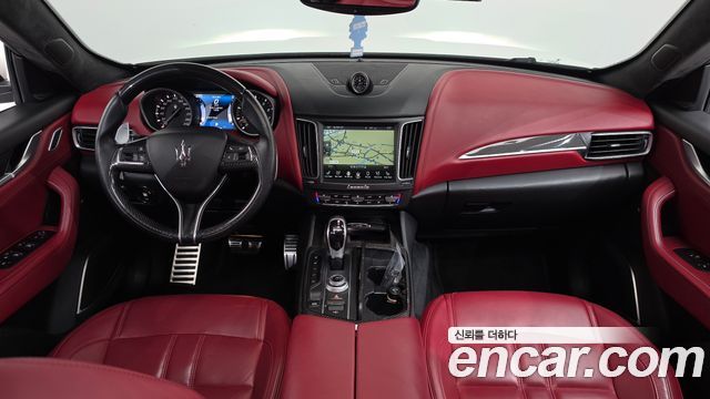 Maserati Levante 2017 — photo 7