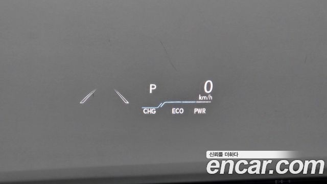 Lexus ES 2023 — photo 12