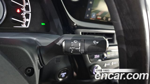 Lexus ES 2023 — photo 15
