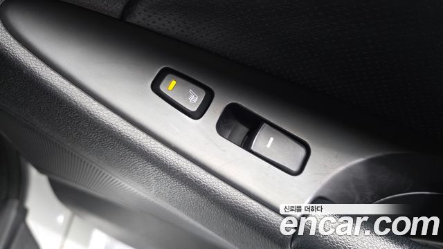 Hyundai Sonata 2012 — photo 24