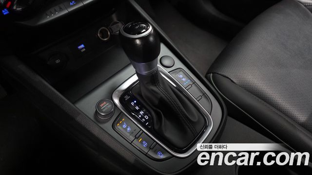 Hyundai Kona 2021 — photo 12