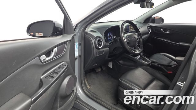 Hyundai Kona 2021 — photo 13