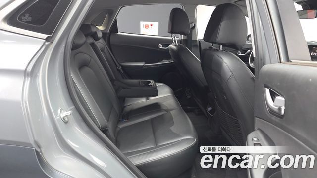 Hyundai Kona 2021 — photo 18