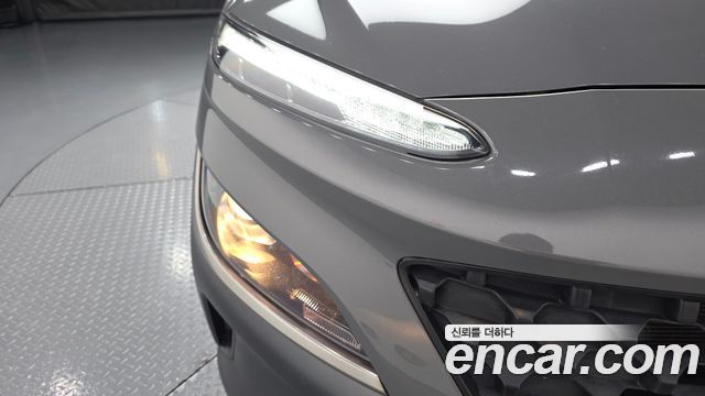Hyundai Kona 2021 — photo 8