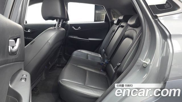 Hyundai Kona 2021 — photo 16