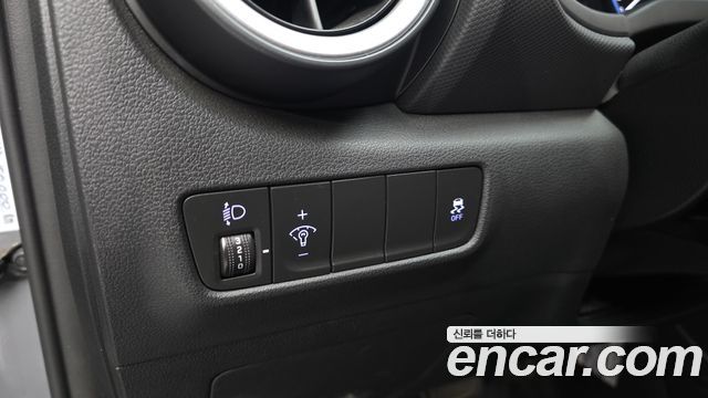 Hyundai Kona 2021 — photo 28