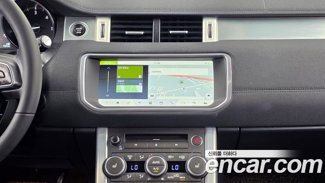 Land Rover Range Rover Evoque 2019 — photo 20