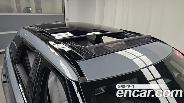 Land Rover Range Rover Velar 2026 — photo 34