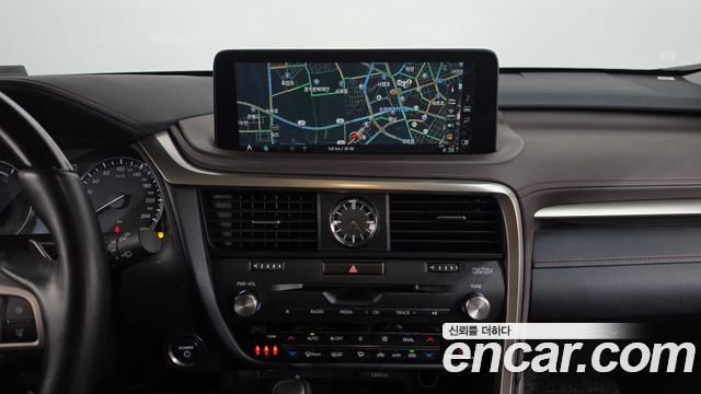 Lexus RX 2020 — photo 19