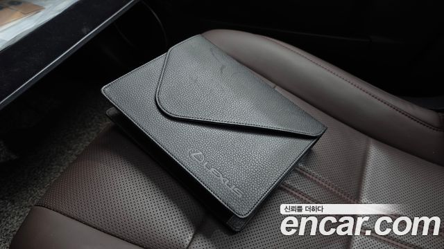 Lexus RX 2020 — photo 22