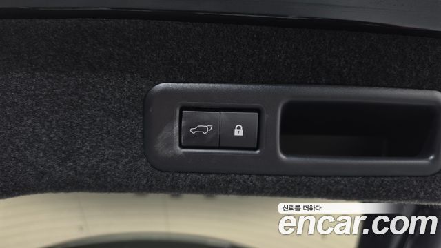 Lexus RX 2020 — photo 24