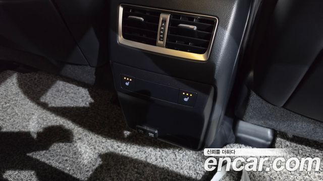 Lexus RX 2020 — photo 34