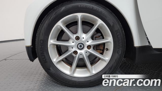 Smart Fortwo 2011 — photo 5