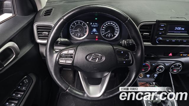 Hyundai Venue 2020 — photo 19