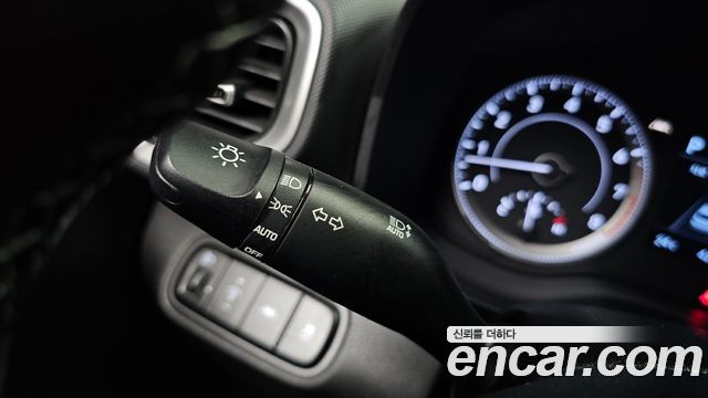 Hyundai Venue 2020 — photo 27