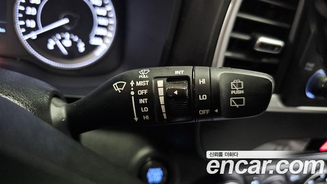 Hyundai Venue 2020 — photo 28