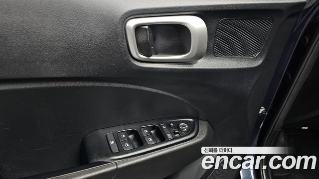 Hyundai Venue 2020 — photo 29