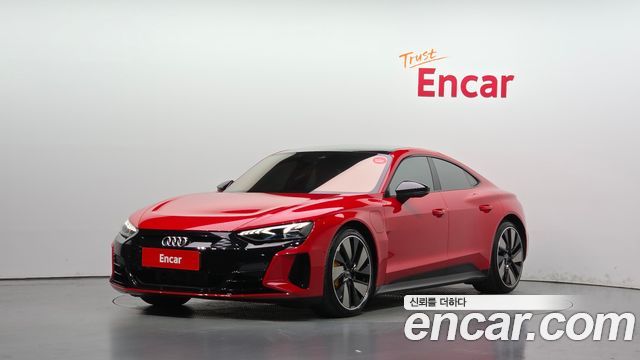 Audi e-tron GT 2022 — photo 1